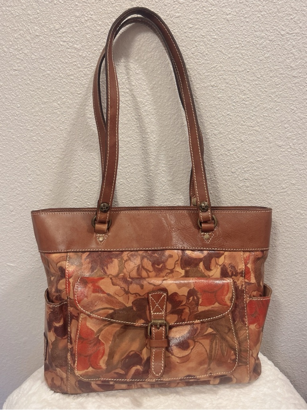 Patricia Nash Leather Trim Floral Tote Bag w/ Front & side Pockets New